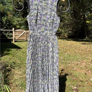 Warehouse pleated midi Floral Sleeveless Dress size 8 Monet